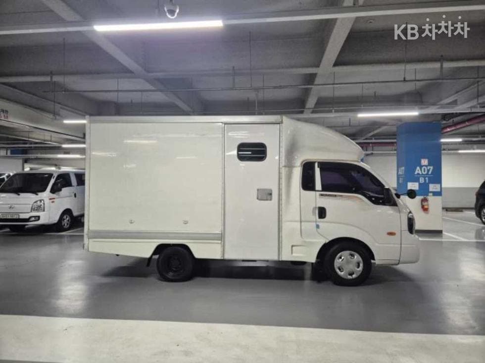 Kia Bongo 3 (light truck)워크스루Van - 4