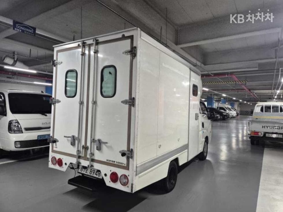 Kia Bongo 3 (light truck)워크스루Van - 5