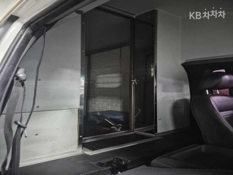 Kia Bongo 3 (light truck)워크스루Van - 17