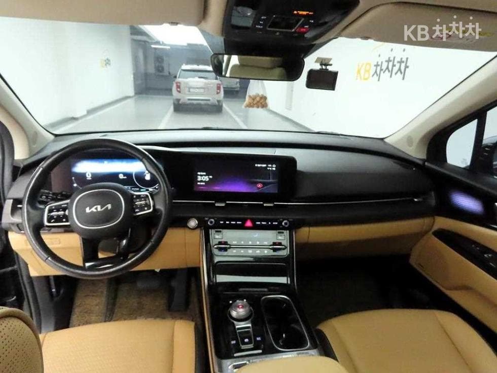 Kia Carnival 4th generationD2.2 9-seater Signature - 6