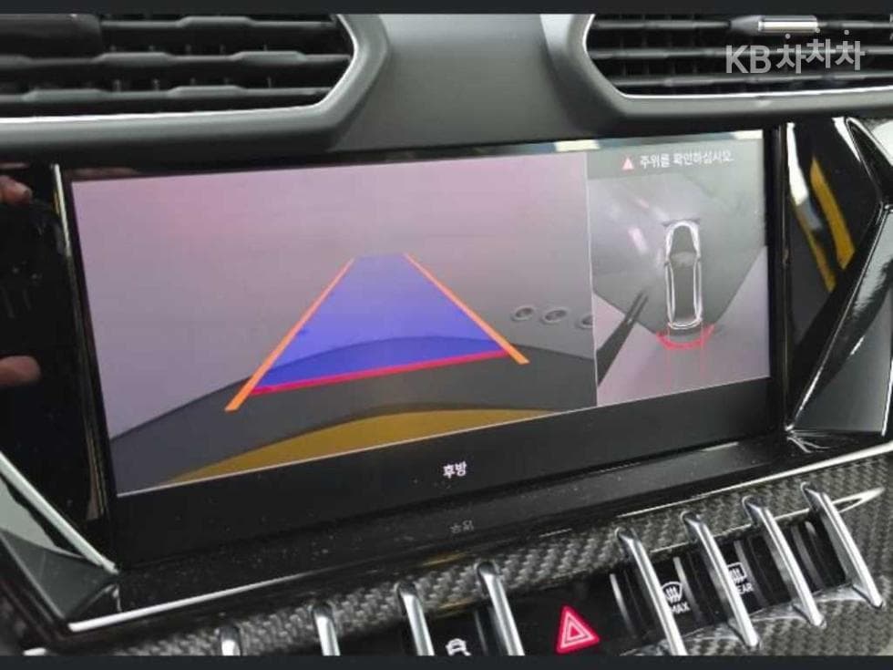 람보르기니 우루스퍼포만테 4.0 V8 - 15