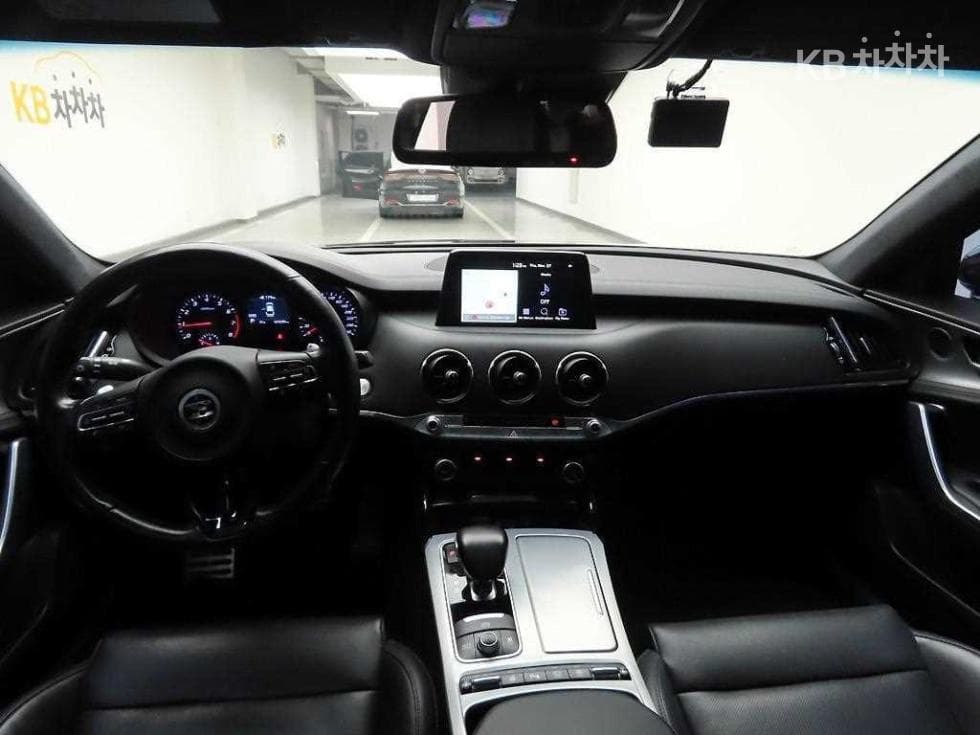 Kia Stinger2.0 Turbo 2WD 플래티넘 - 7