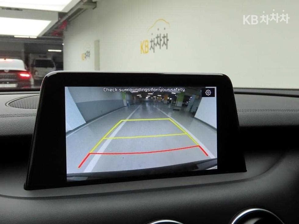 Kia Stinger2.0 Turbo 2WD 플래티넘 - 16
