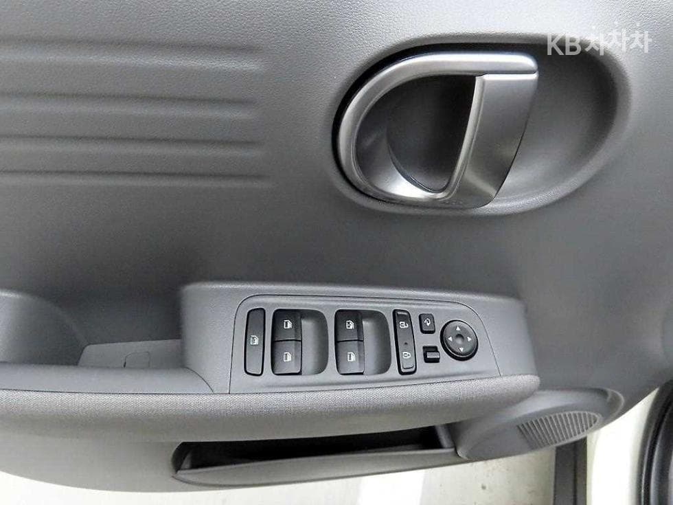 Hyundai Casper1.0 Gasoline 디 에센셜 - 11