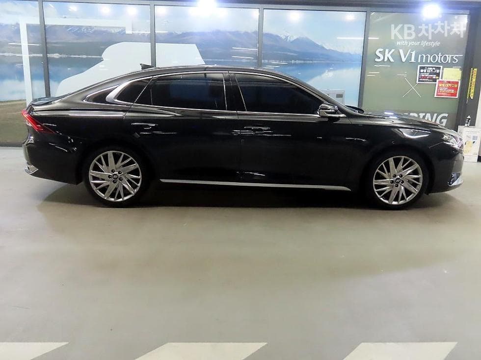 Hyundai The New (facelift) Grandeur (Azera)3.3 Calligraphy - 3