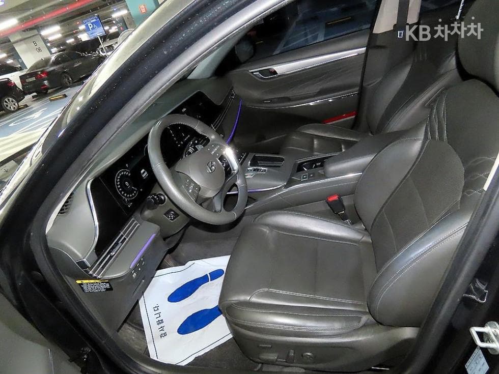 Hyundai The New (facelift) Grandeur (Azera)3.3 Calligraphy - 6