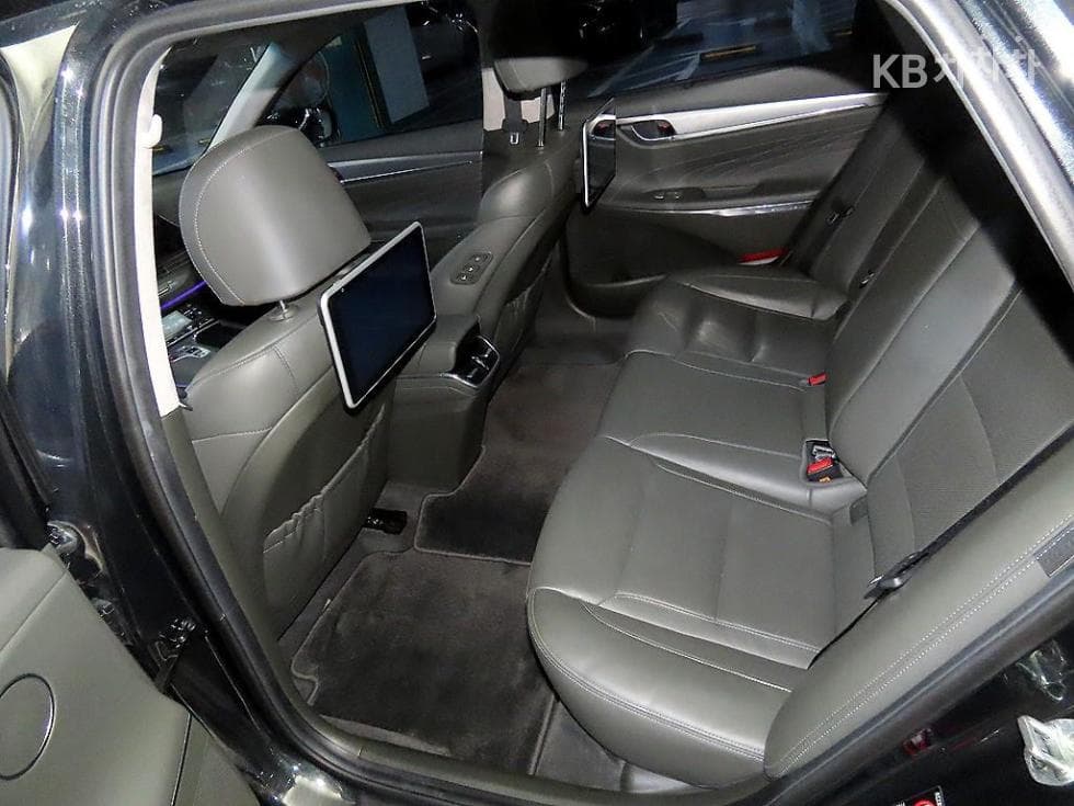 Hyundai The New (facelift) Grandeur (Azera)3.3 Calligraphy - 7