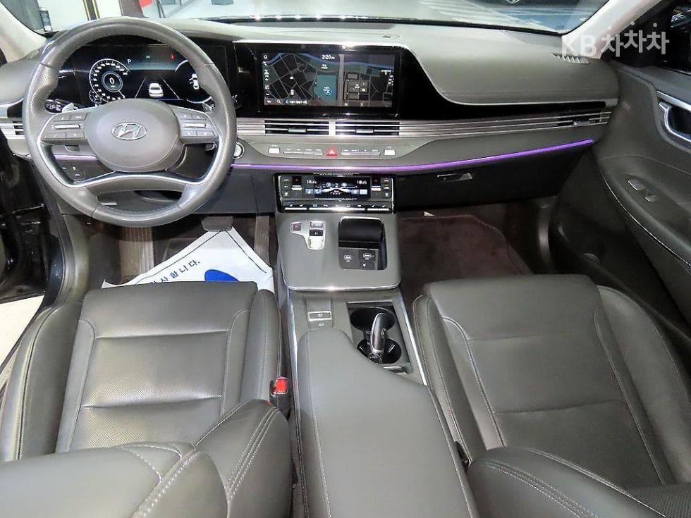 Hyundai The New (facelift) Grandeur (Azera)3.3 Calligraphy - 10