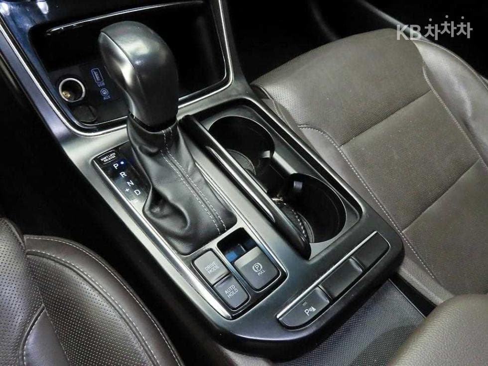 Hyundai Grandeur (Azera)IG2.4 Premium Standard - 11