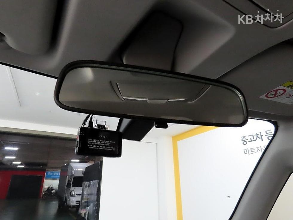 Kia The New (facelift) Ray (van)1.0 Gasoline Prestige - 17