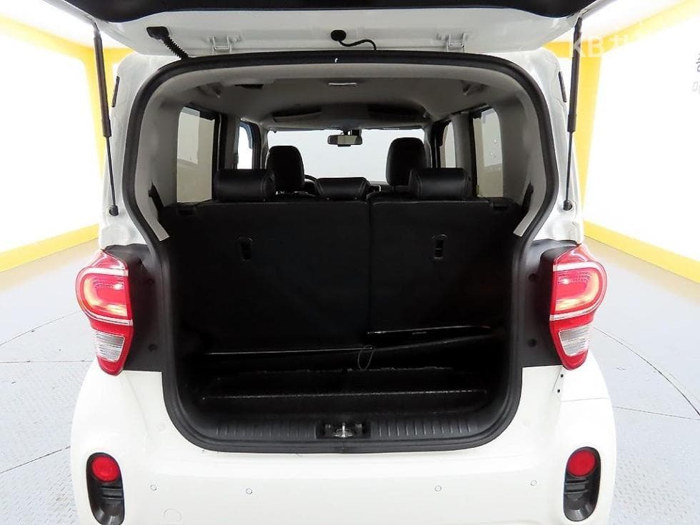 Kia The New (facelift) Ray (van)1.0 Gasoline Prestige - 18