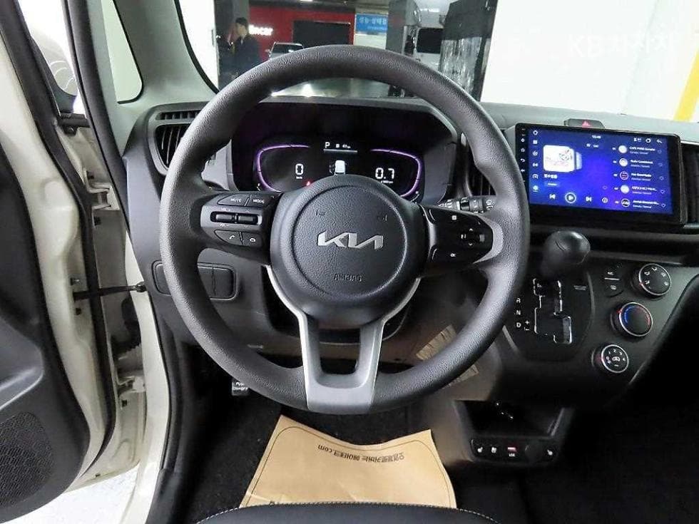 Kia The New (facelift) Kia Ray (van)1.0 Gasoline Trendy - 9
