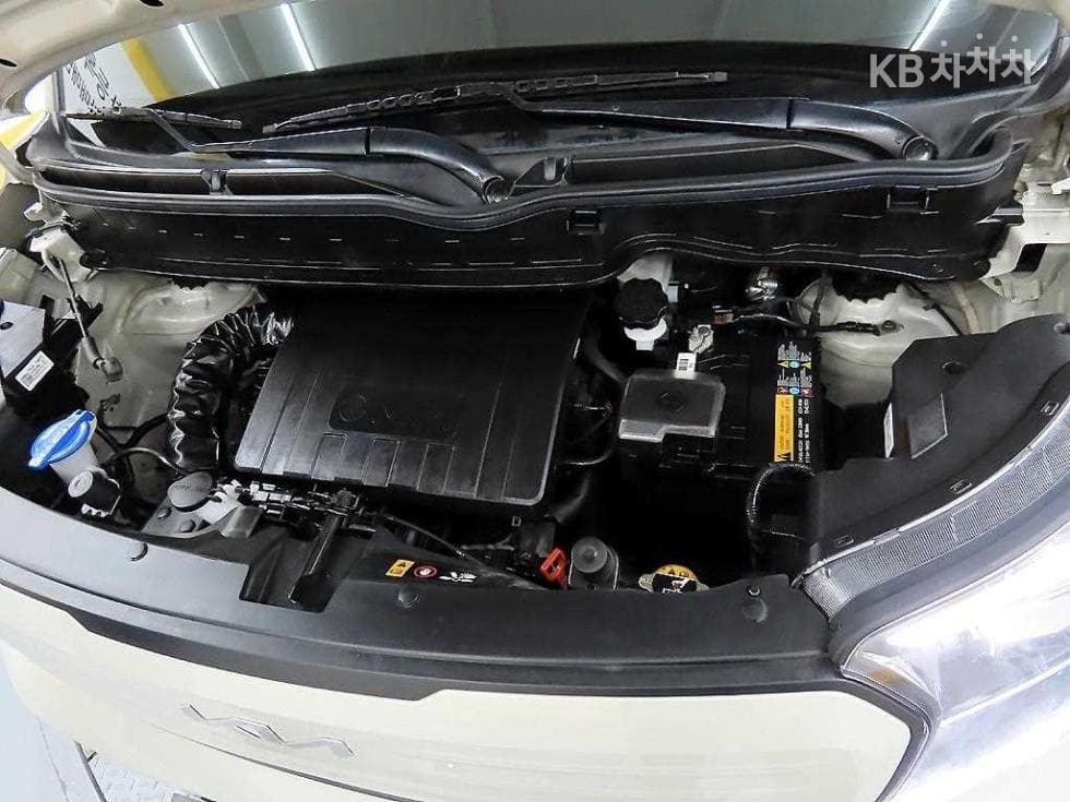 Kia The New (facelift) Kia Ray (van)1.0 Gasoline Trendy - 19