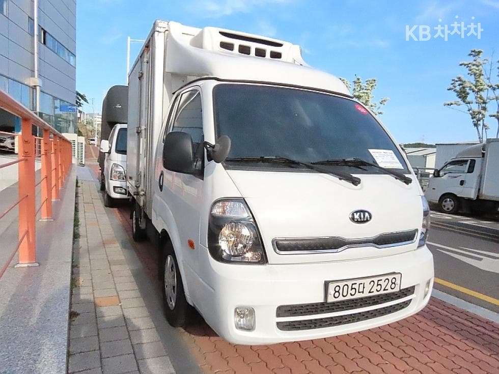 Kia Bongo 3 (light truck)1 Ton Extra Long King Cab CRDi - 2