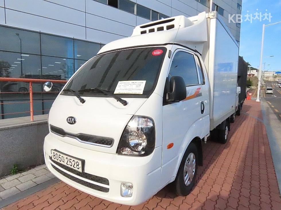 Kia Bongo 3 (light truck) 1 Ton Extra Long King Cab CRDi - Image 1