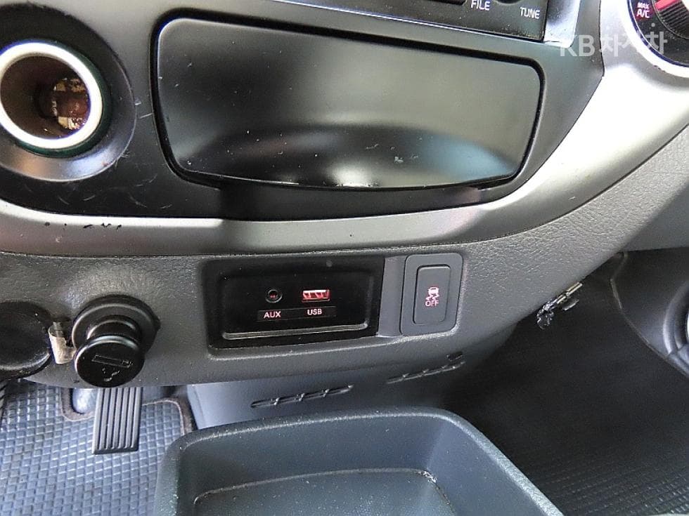 Kia Bongo 3 (light truck)1 Ton Extra Long King Cab CRDi - 15