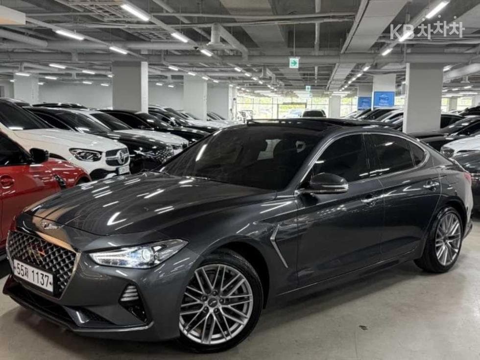 Genesis G70 2.0T AWD Elite - Image 1