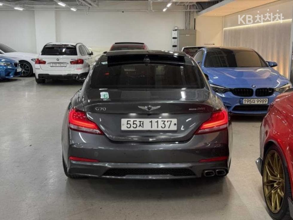 Genesis G702.0T AWD Elite - 4