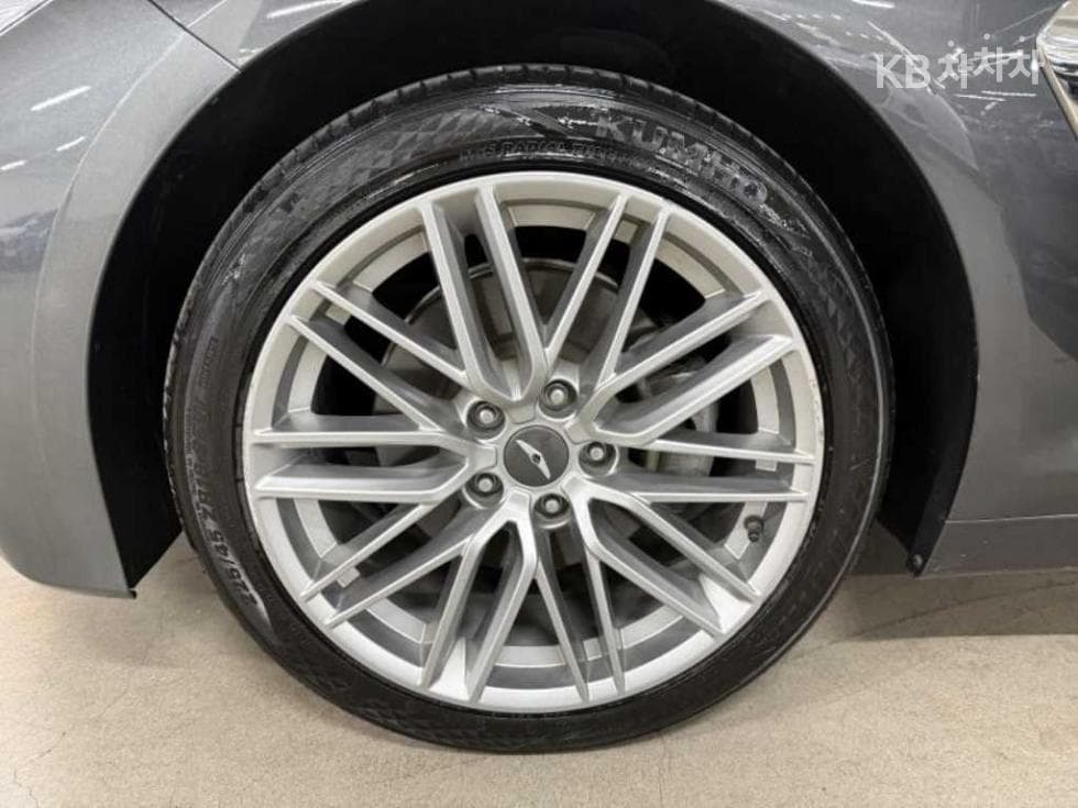 Genesis G702.0T AWD Elite - 19