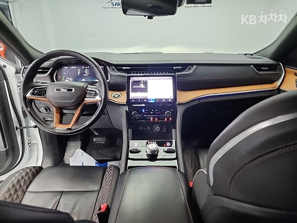 지프 그랜드 체로키(WL)2.0 4XE Summit Reserve - 7