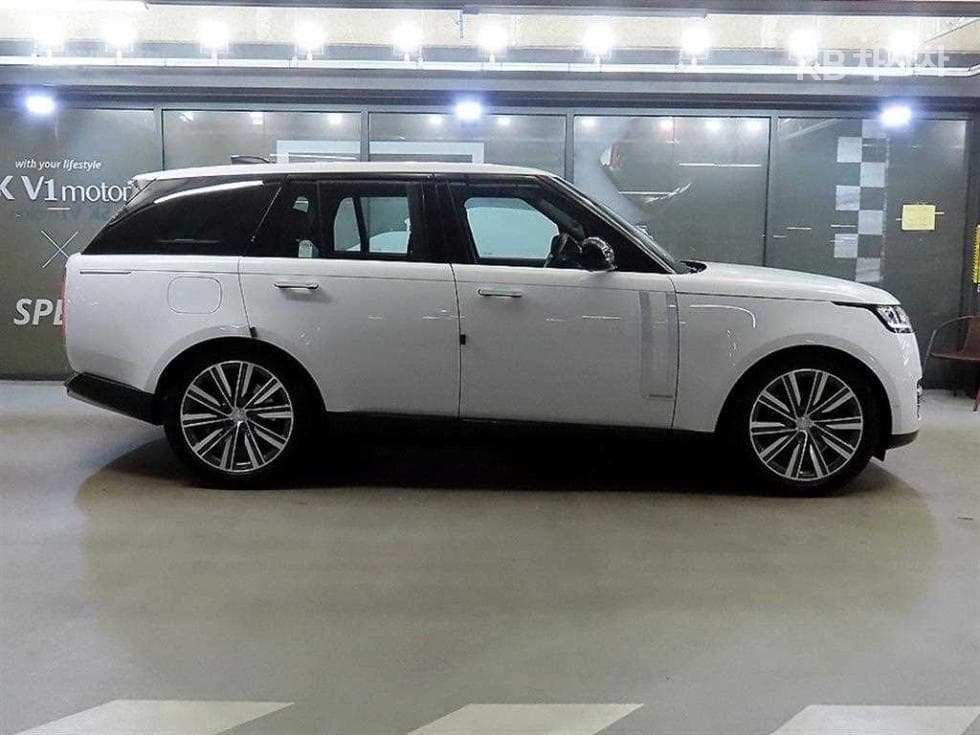 Land Rover The New (фейслифт) Range Rover(L460)P550e Autobiography SWB - 3