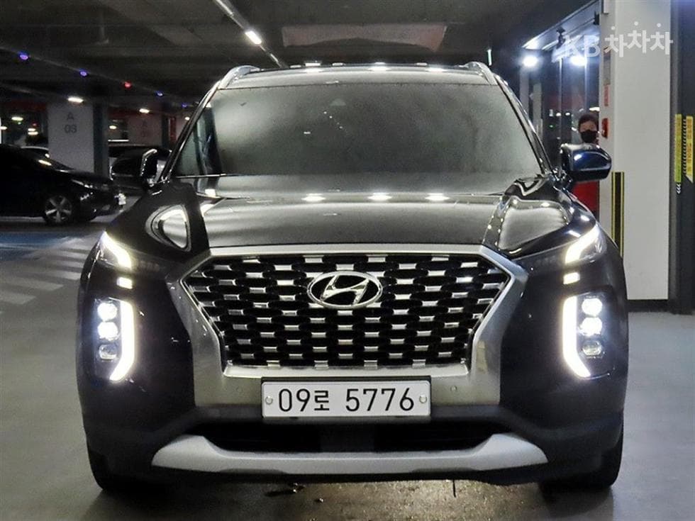 Hyundai Palisade2.2 Diesel 7-seater (Limousine) AWD Prestige - 2