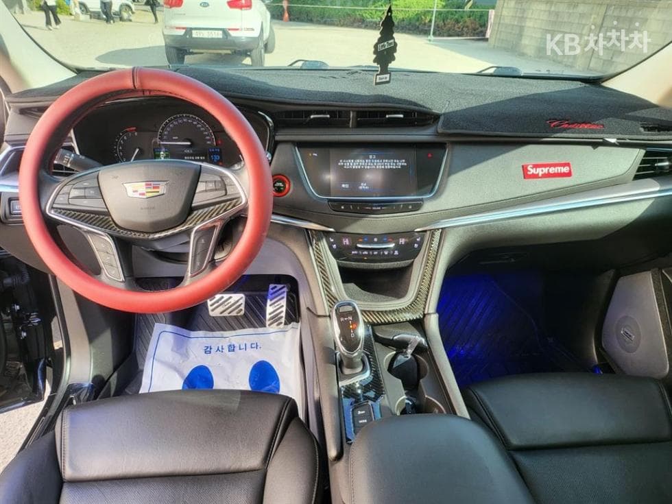 캐딜락 XT53.6 Premium - 7