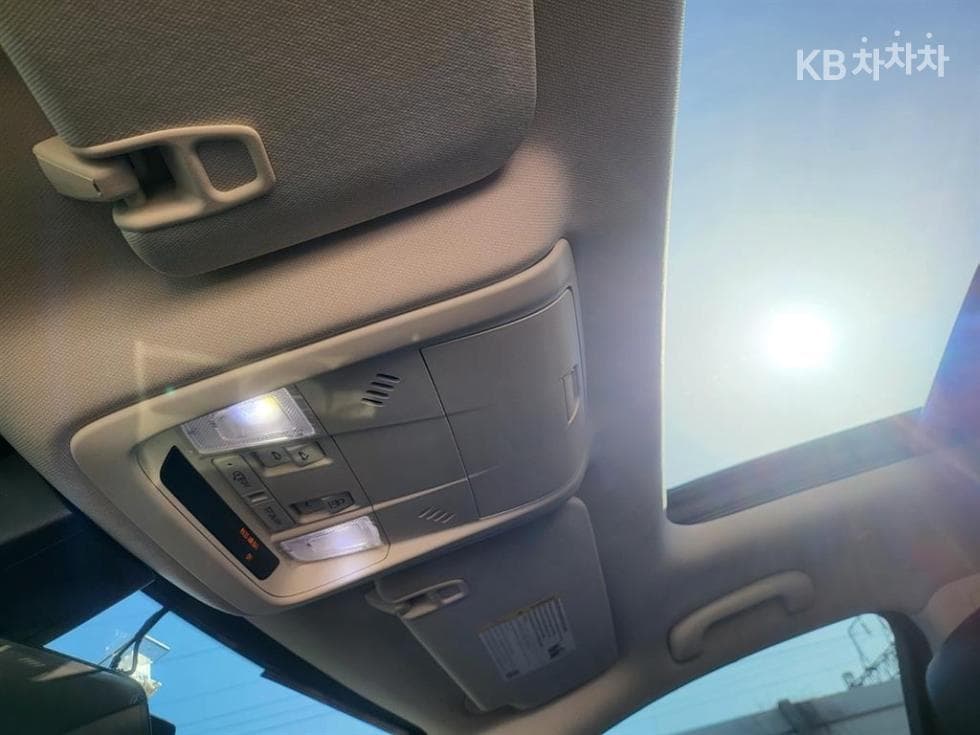 캐딜락 XT53.6 Premium - 14
