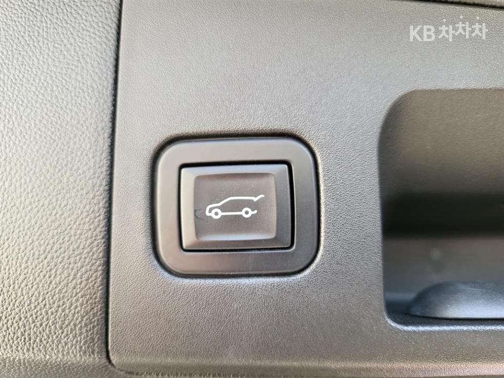 캐딜락 XT53.6 Premium - 18