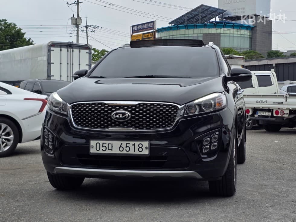 Kia All NewSorento Diesel 2.0 2WD Noblesse Special (special feature/edition) - Image 1