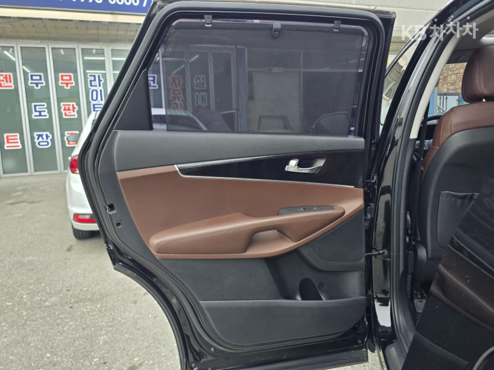Kia All NewSorentoDiesel 2.0 2WD Noblesse Special (special feature/edition) - 16