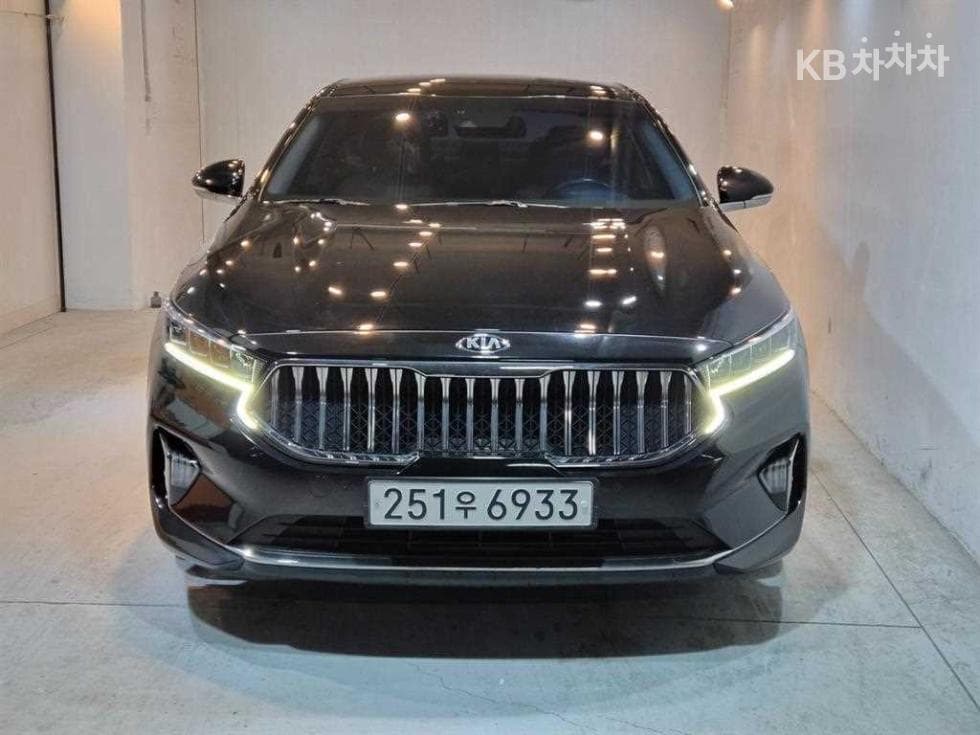Kia K7 Premiere 3.0 GDi Signature - Image 1
