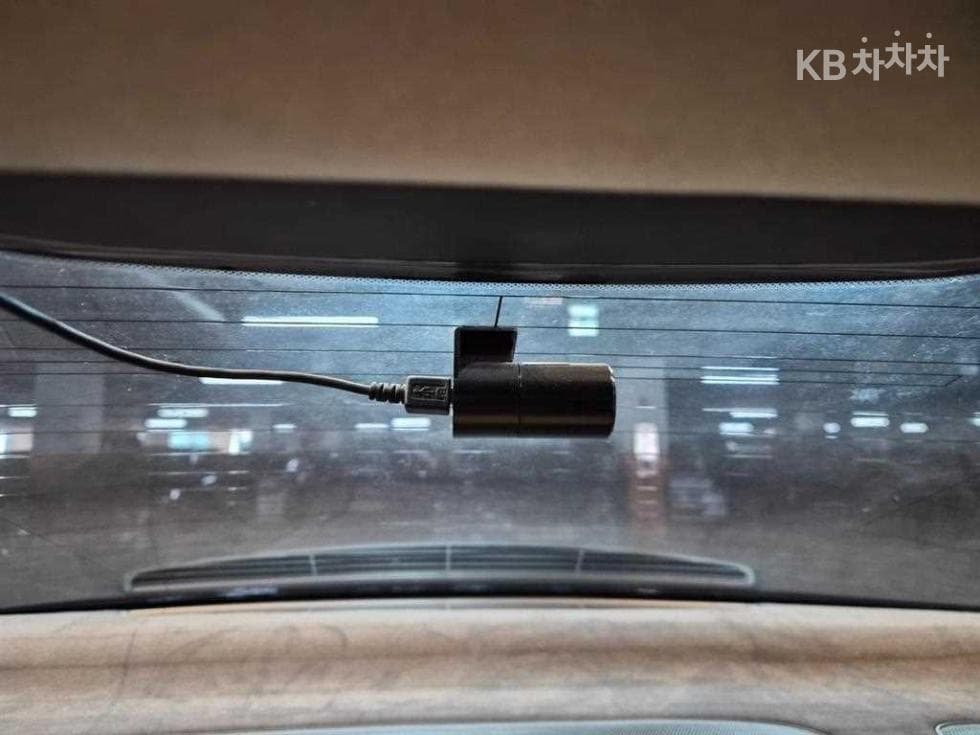 Kia K7 Premiere3.0 GDi Signature - 9