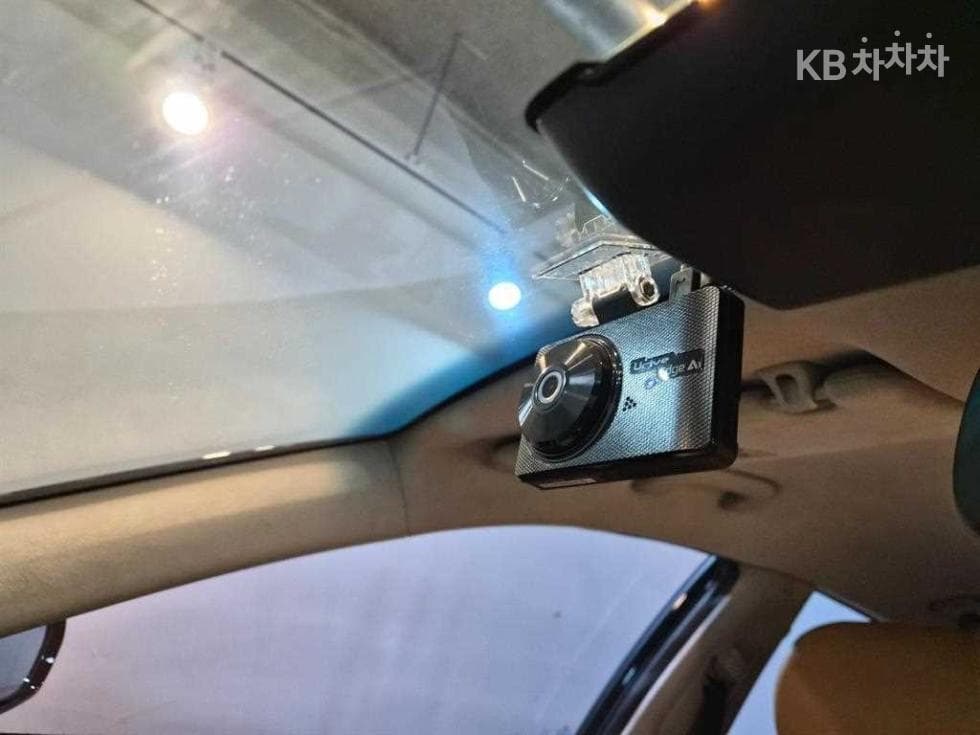 Kia K7 Premiere3.0 GDi Signature - 17