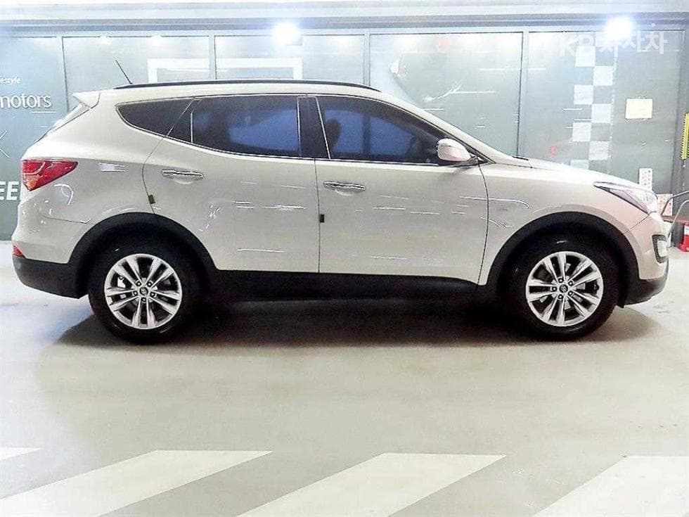 Hyundai Santa Fe DMR2.2 2WD PREMIUM - 3