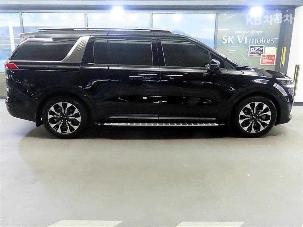 Kia Carnival 4th generationD2.2 7-seater (Limousine) Noblesse - 3