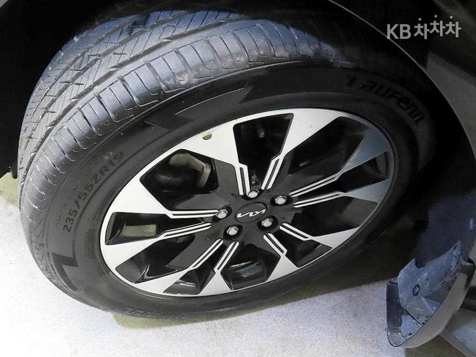 Kia Carnival 4th generationD2.2 7-seater (Limousine) Noblesse - 20