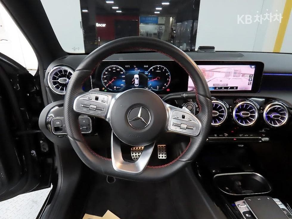 Mercedes-Benz A클래스(W177)AMG A35 4Matic - 9