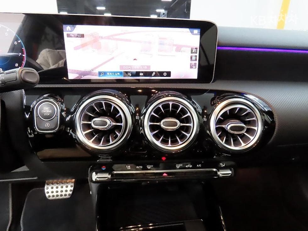 Mercedes-Benz A클래스(W177)AMG A35 4Matic - 14