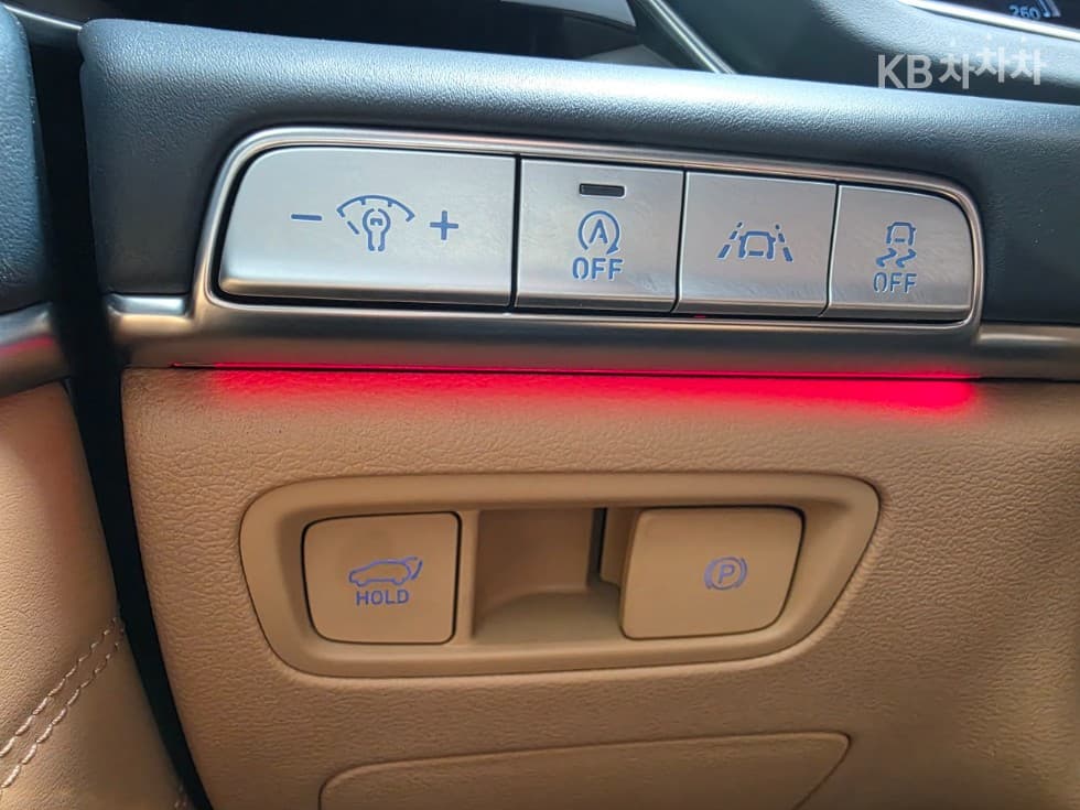 Genesis GV802.5 Turbo Gasoline AWD - 16