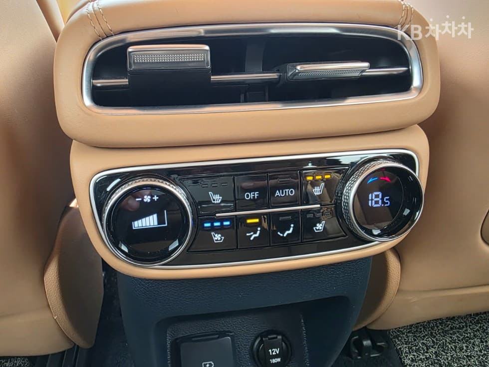 Genesis GV802.5 Turbo Gasoline AWD - 18