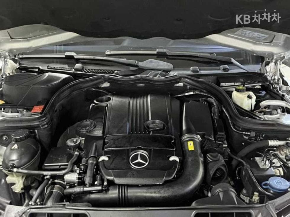 Mercedes-Benz New C-ClassC200 CGI Avantgarde - 6