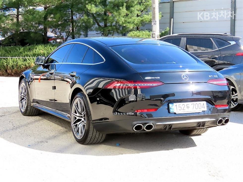 Mercedes-Benz AMG GTGT 4door 43 4MATIC+ Standard - 3