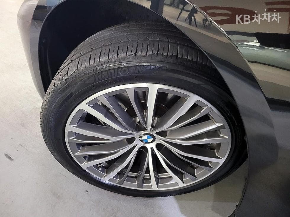 BMW 3 Series (G20)320i Touring Luxury Line - 20