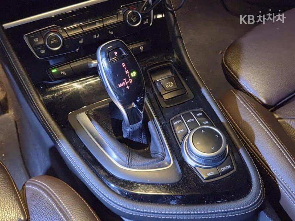 BMW 2시리즈 액티브 Tourer(F45)Sport Final Edition - 13