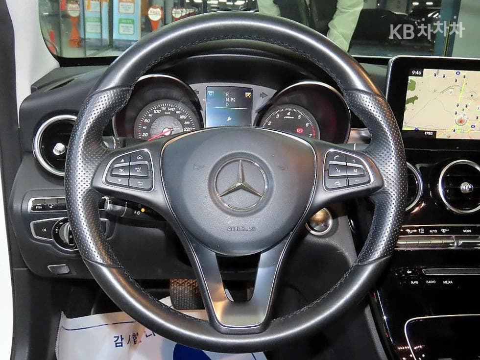 Mercedes-Benz The New (facelift) C-ClassC200 Avantgarde W205 - 8