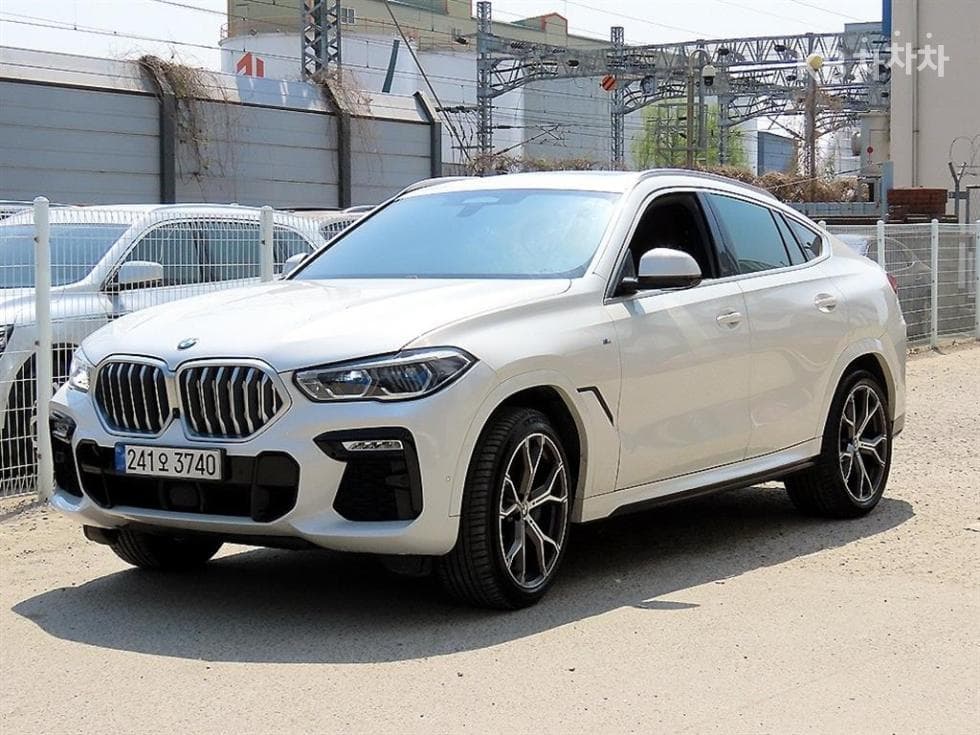 BMW X6(G06) xDrive 40i M Sport Package - Image 1