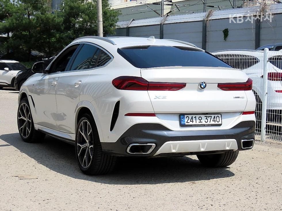 BMW X6(G06)xDrive 40i M Sport Package - 3