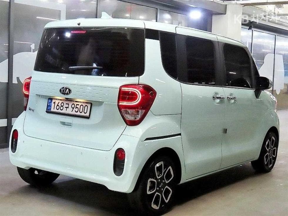Kia The New (facelift) Ray (van)1.0 Gasoline Signature - 4