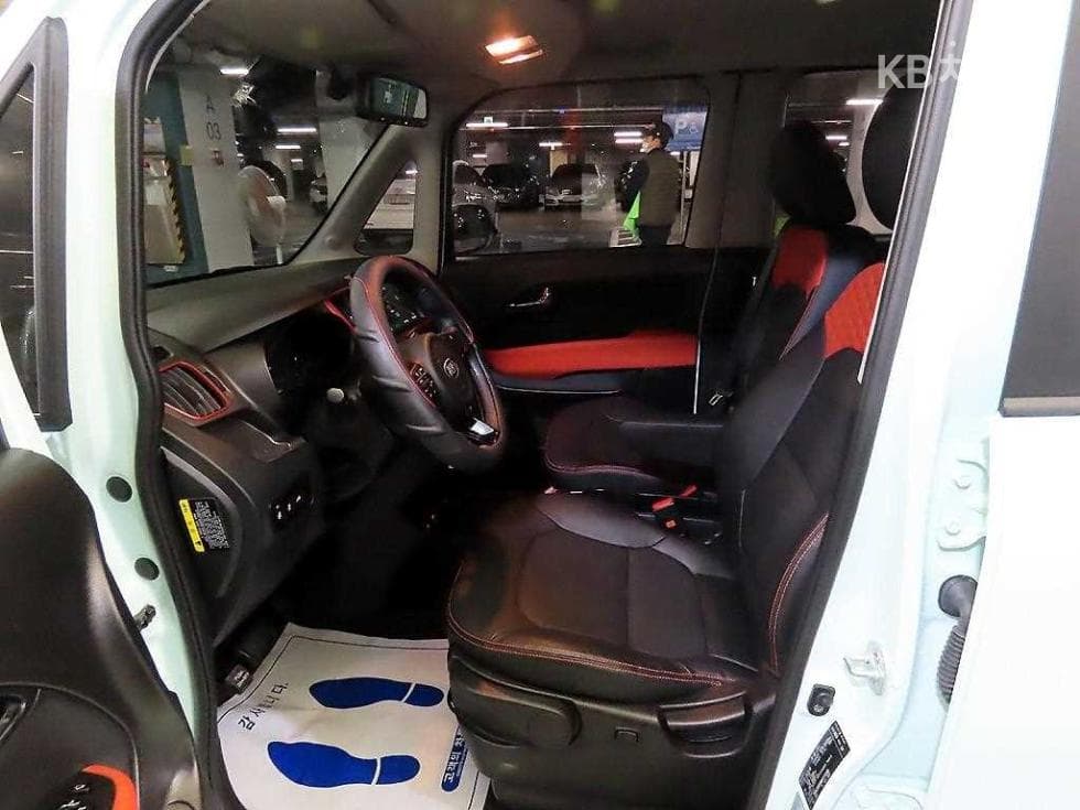 Kia The New (facelift) Ray (van)1.0 Gasoline Signature - 6